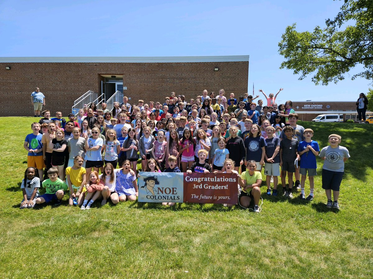 Congratulations to our 3rd graders who will be moving on to CVIS for their next journey! 💙❤️