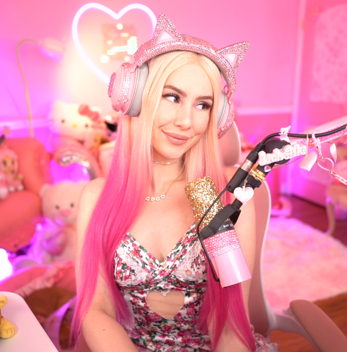 Leah♡Ashe on Twitter: "BIG ANNOUNCEMENT COMING TODAY!!! ♡♡♡ https://t