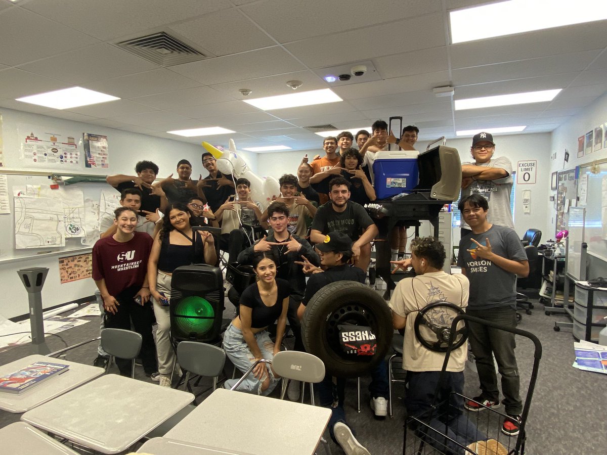 Anything but a backpack day at HHS! Class of 2023 is ready for a cookout! <a href="/ClintISD/">Clint ISD</a> #ScorpionStrong