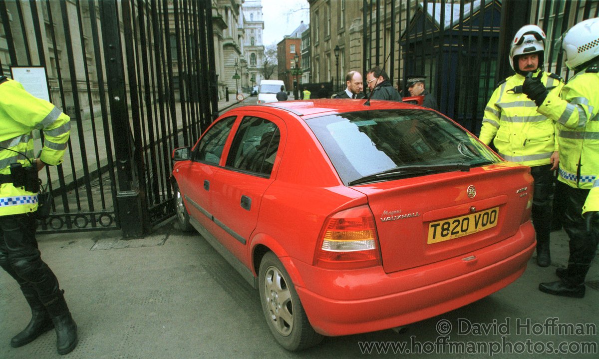 Nothing new.
Downing St, London 15/1/00. Protective gates rammed by a 28 year old male driver. An American woman from New Jersey was thrown into the air and suffered a broken leg as she pushed one of her children out of the way.
#downingstreet #downingst