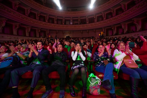 💙 ¡Gracias a todos los voluntarios por su esfuerzo y compromiso! Reconocimos la labor social de los vecinos, quienes realizaron labores de limpieza, mantenimiento, entre otras acciones, en diversos distritos de #LimaMetropolitana y para beneficio de las familias más vulnerables.