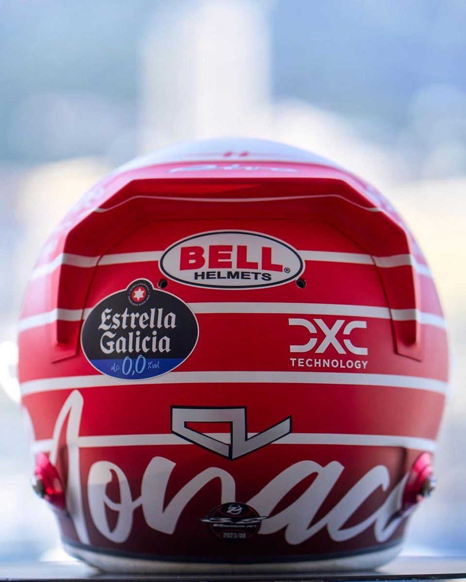 Charles Leclerc'in babasının kaskından esinlenilen Monako GP'sine özel kaskı...  

#MonacoGP 🇲🇨 #F1 #F12023 #raceweek #charlesleclerc #helmet