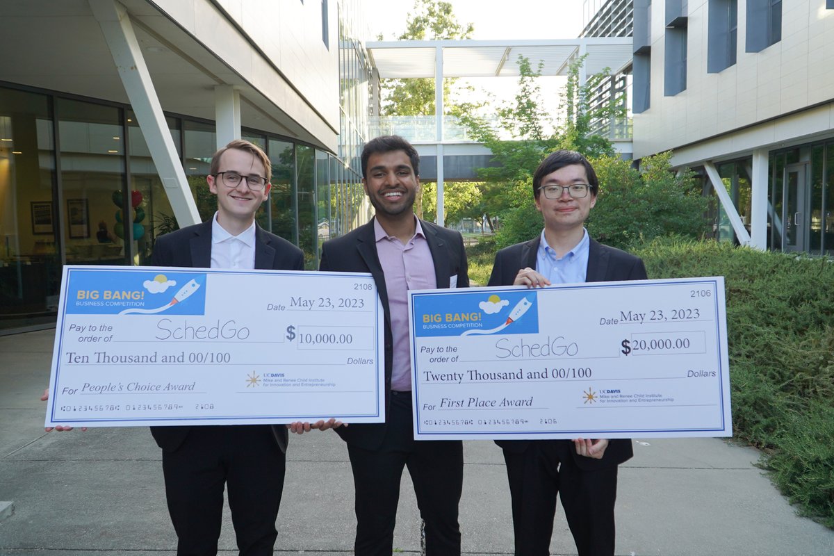 Top Prize! 🏆 UC Davis MBA students Dillon and Akshaj teamed with computer science major Zhanghan and took home $30,000 in prizes at this year's #UCDavisBigBang! Business Competition! 🤩

Read about their startup, SchedGo, and other #AggieInnovators: bit.ly/434zaLn