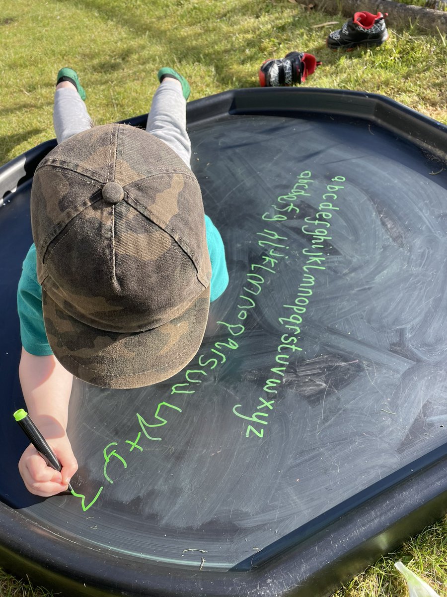 Enjoying the sunshine and this little ones love for learning 🤩 he’s in his deferred year at nursery and it was absolutely the right decision for him #GiveThemTime #PlayIsTheWay #outdoorfun