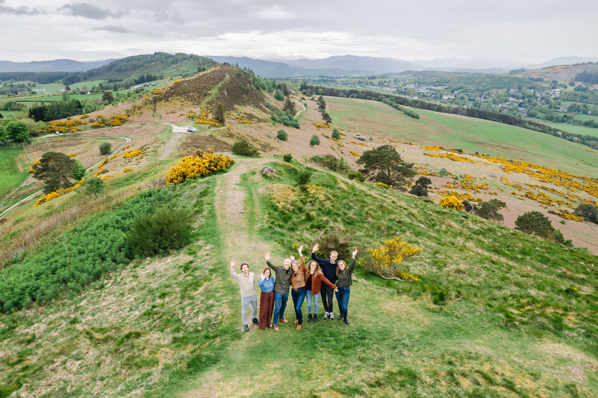 Here's a sneak peek at my latest family photoshoot at #Knockfarrel #Scotland with the lovely De Heer family from the Netherlands!📸

#karenthorburnphotography #invernessphotographer #invernessfamilyphotographer #invernessdronephotographer #invernessfamilyphotoshoot #highlands