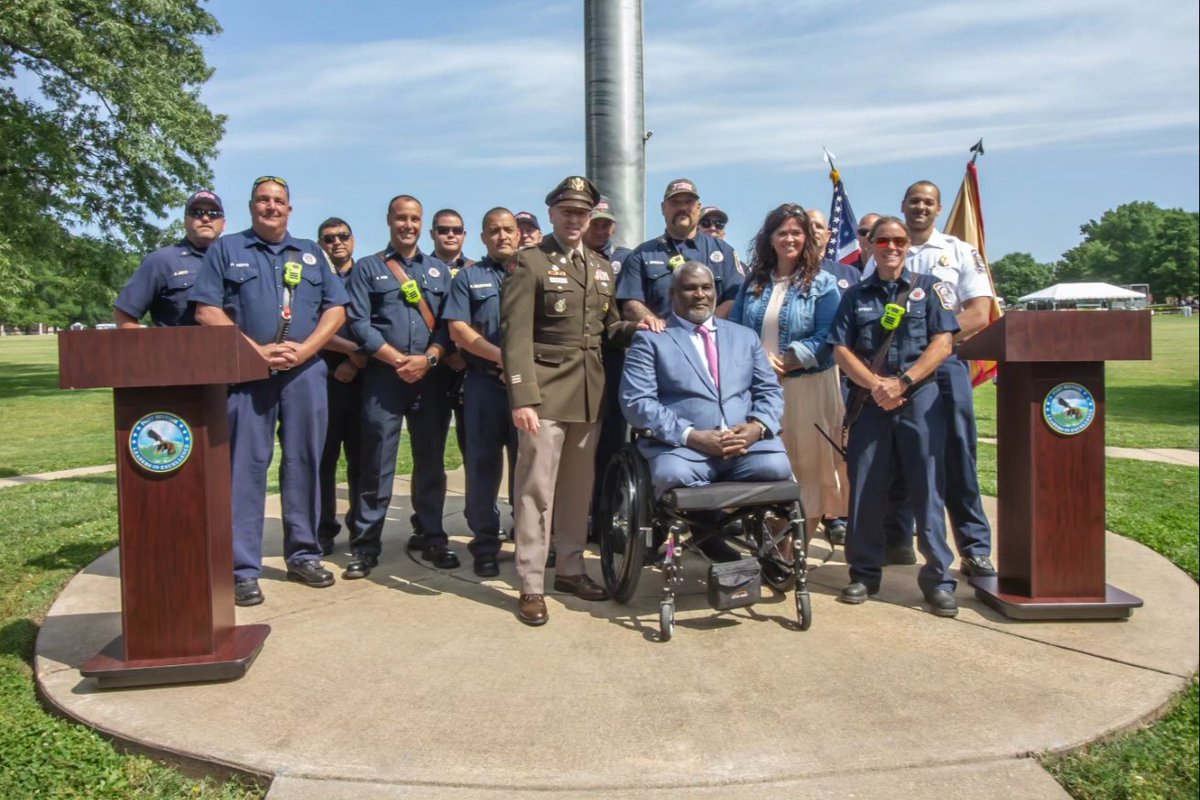 Col. (Ret.) Greg Gadson, who previously served as the Garrison Commander of Fort Belvoir in 2012, was the guest speaker at the Fort Belvoir Memorial Day Ceremony. #Honor #MemorialDayCeremony #FortBelvoir #WeRemember #Soldierstory