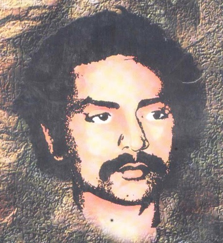 شہید نذیر عباسی پر 9 دنوں تک ہر قسم کی اذیت رسانی ہوتی رہی۔ فوجی ٹارچر سیل میں تشدد کرنے والے پوچھتے تھے اپنے ساتھیوں کے نام بتائو  کمیونسٹ پارٹی میں اور کون کون ہیں۔ نذیر عباسی نے کہا سن لو میرا نام نذیر ہے لیکن آئندہ نہیں بتائوں گا۔ نو دنوں تک اذیتوں کے بعد سانس کی ڈوری ٹوٹ گئی