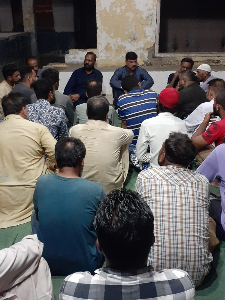 SyedUsmanbaldia's tweet photo. بلدیہ ٹاٶن ایم کیو ایم پاکستان یوسی 7 میر بہر میں اہم میٹنگ کا انعقاد کیا گیا جس میں بلدیہ ٹاٶن آرگناٸزر کامران اختر بھاٸی و اراکین ٹاٶن کمیٹی نے شرکت کی ۔۔ ساتھیوں  سے اہم تنظیمی معاملات و آنے والے الیکشن کی بھرپور تیاری پر گفتگو کی
#MardumShumariHumariRedLine
@NadeemNawabkha5 https://t.co/Zp0BwZNuAw