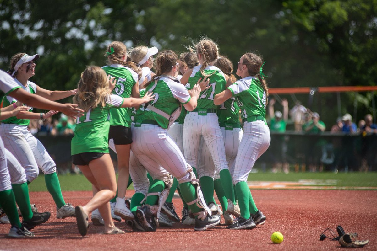 Winfield defeats Herbert Hoover 3-0 in the Class AA WVSSAC State Softball Tournament