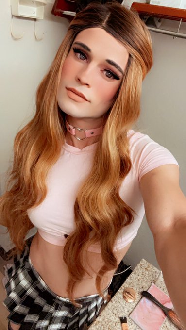 Feeling cute 🥰🥰 https://t.co/oAZfEUKQ16