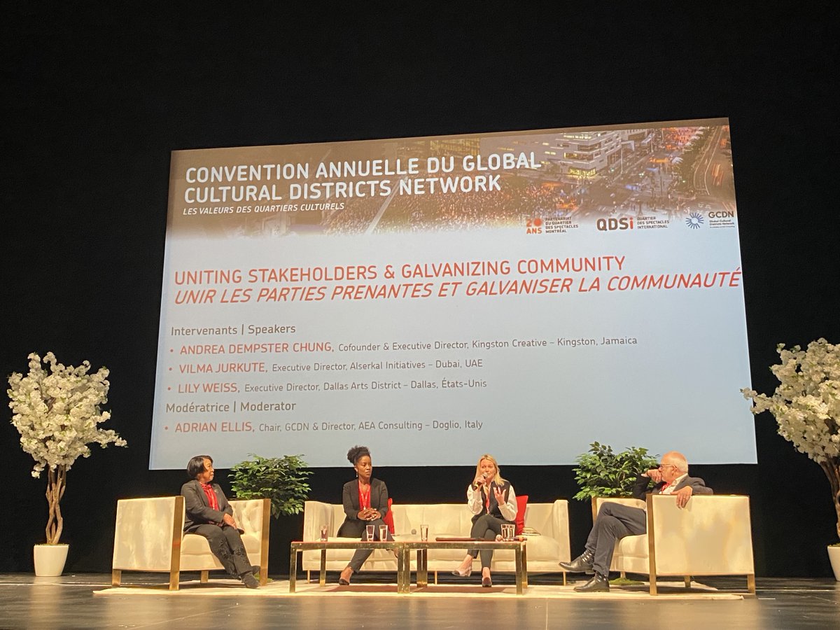 QDS_MTL's tweet photo. #GCDN | Unir les parties prenantes et galvaniser la communauté [panel] 

Avec Mme Andrea Dempster Chung de @kgncreative, Mme Vilma Jurkute de @AlserkalAvenue et Mme Lily Weiss de @DalArtsDistrict. Modéré par M. Adrian Ellis de @GCDNet. 

#quartiersculturels https://t.co/LrDSJhzdTK