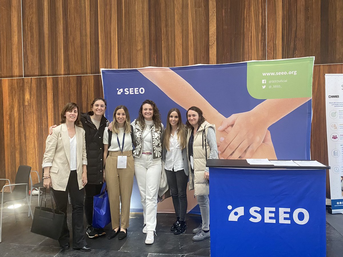 Patricia Beorlegui (@patriciabeor) on Twitter photo Que ilusión compartir con mis compañeras de la <a href="/ClinicaNavarra/">Clínica Universidad de Navarra</a> varios póster de enfermería oncológica. #SEEO23 Que ilusión compartir con mis compañeras de la <a href="/ClinicaNavarra/">Clínica Universidad de Navarra</a> varios póster de enfermería oncológica. #SEEO23