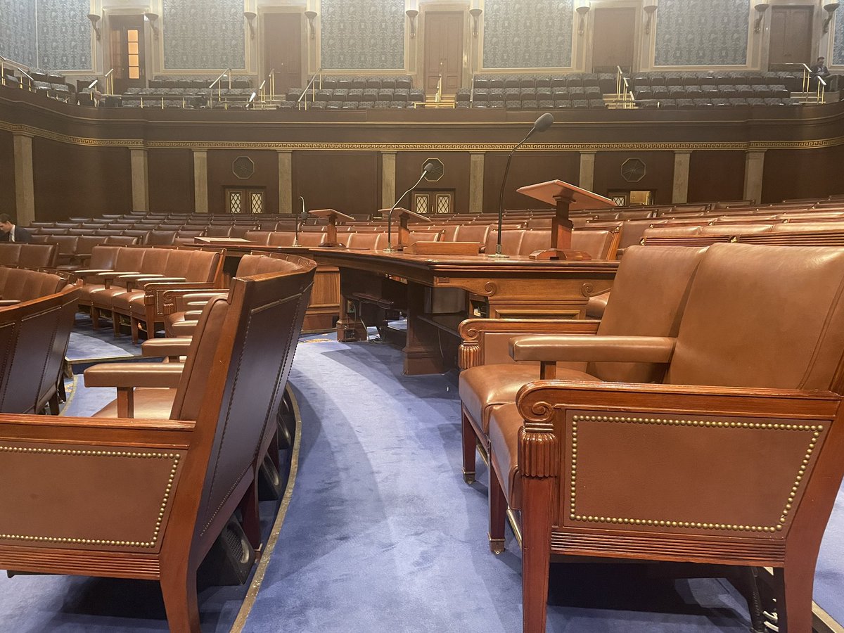 progavalanche's tweet photo. The Republican side of the House chamber at 11:00 AM on 5/25/23 as our country heads toward a default crisis they created.

Where are they? Headed home to steal some valor at a Memorial Day parade.
#RepublicanDefaultDisaster #DemVoice1 #wtpBLUE https://t.co/qmNVXXzcBo