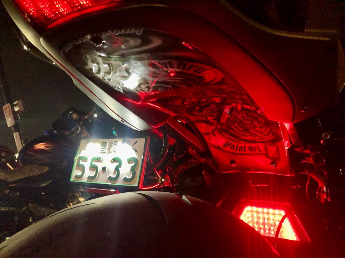 #俺のバイクを見てくれ