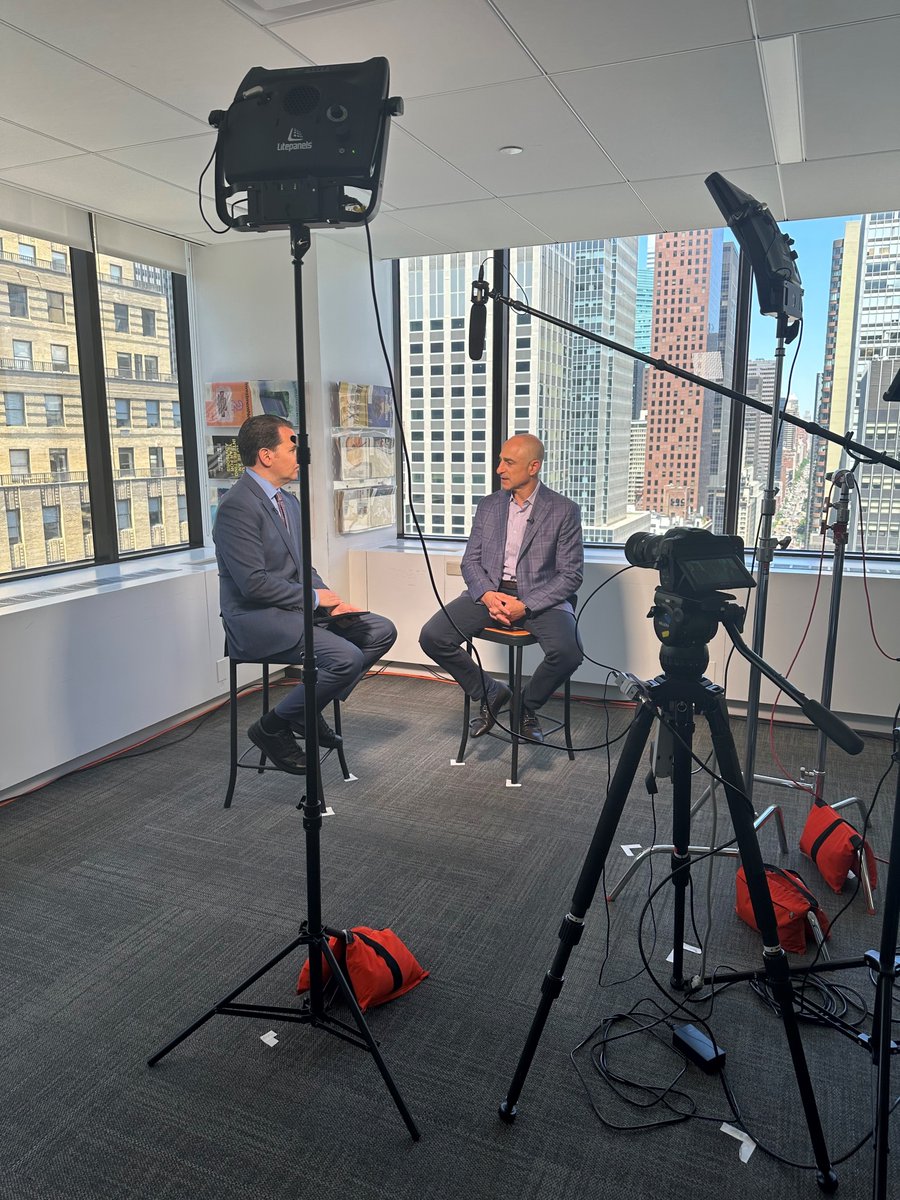 Integrated4FAs's tweet photo. Where in the world is our @Rob_Sandrew now? At @investmentnews with @5GsOnTheStreet sharing our latest M&amp;A news and his outlook on the rest of the year. https://t.co/wA2Xw06j3Z