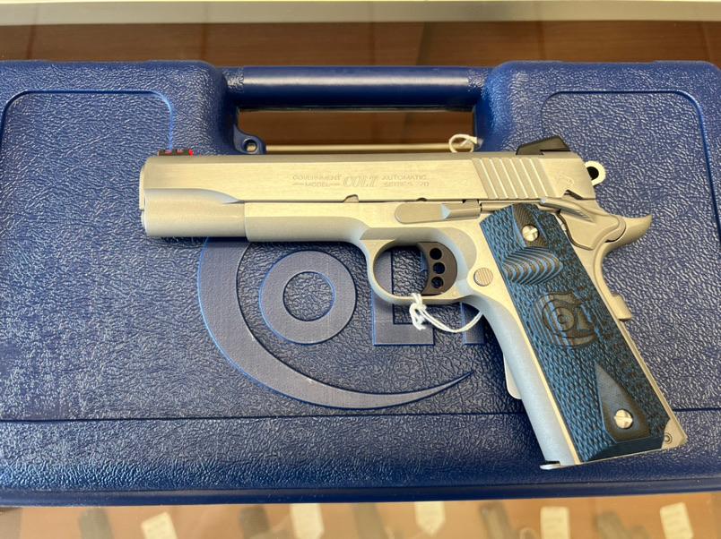 PhoenixGunCo's tweet image. Colt 1911 Government Competition .45 Auto Novak Sights National Match barrel Stainless Steel-