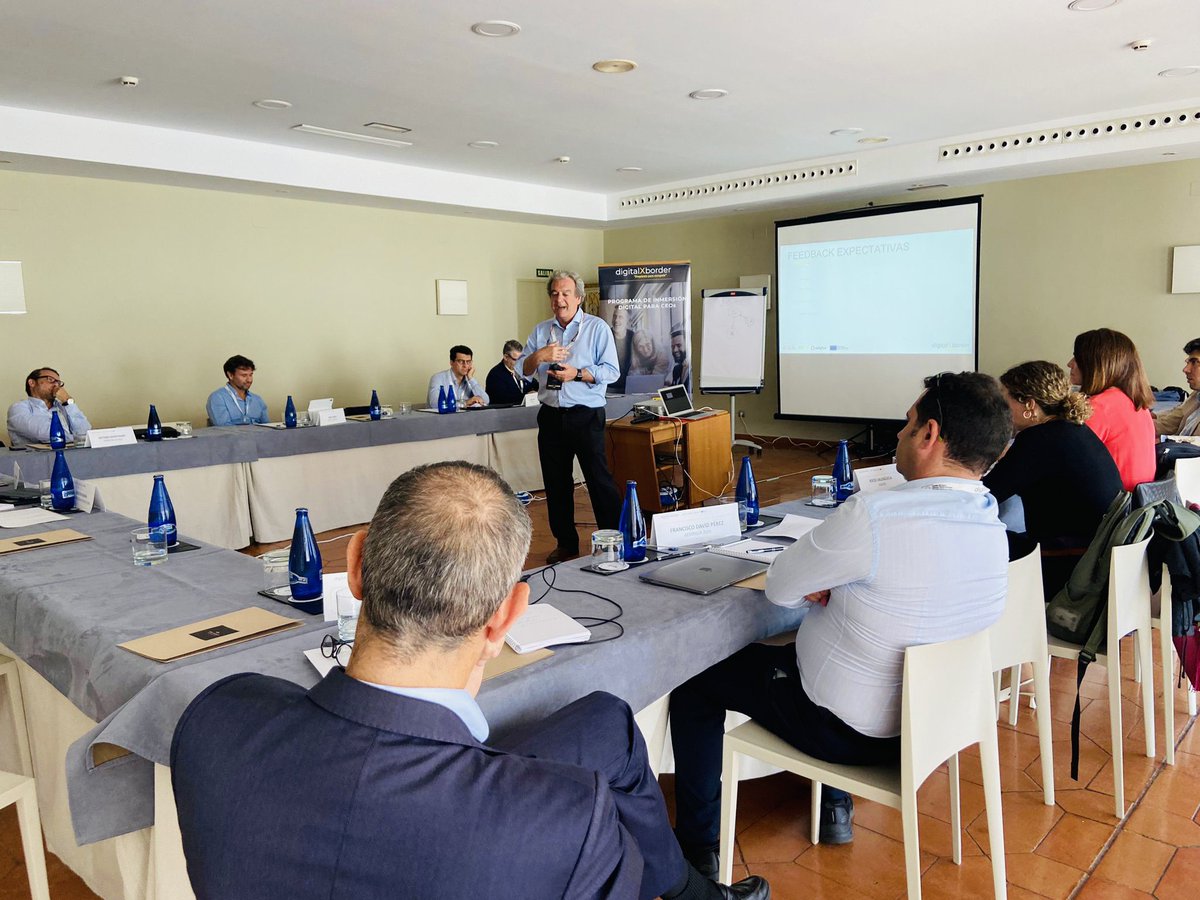 Y… Hoy ha finalizado la edición de #DigitalxBorder en Málaga! Un escenario de lujo, para reforzar la inmersión en digitalización. Un proyecto que afronta el sprint final, de la mano de <a href="/adigital_org/">Adigital</a> <a href="/ICEX_/">ICEX</a> y <a href="/eoi/">EOI</a>, en algo más de un mes… echamos terminamos esta fase!