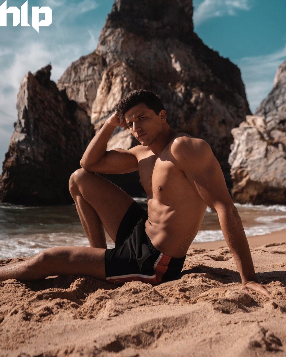 homensdelinguap's tweet photo. Unbelievably fabulous as always, with you, the handsome Portuguese model @FbioTeles2 FΓ‘bio Teles for new THRST summer campaign!! π΅πΉπ₯π₯https://t.co/sdXfwPBgOG
#fabioteles #model #malemodel #portuguese #menstyle #mensfashion #Thrst #photography #portrait #summer #summertime https://t.co/e3MEyd5aap