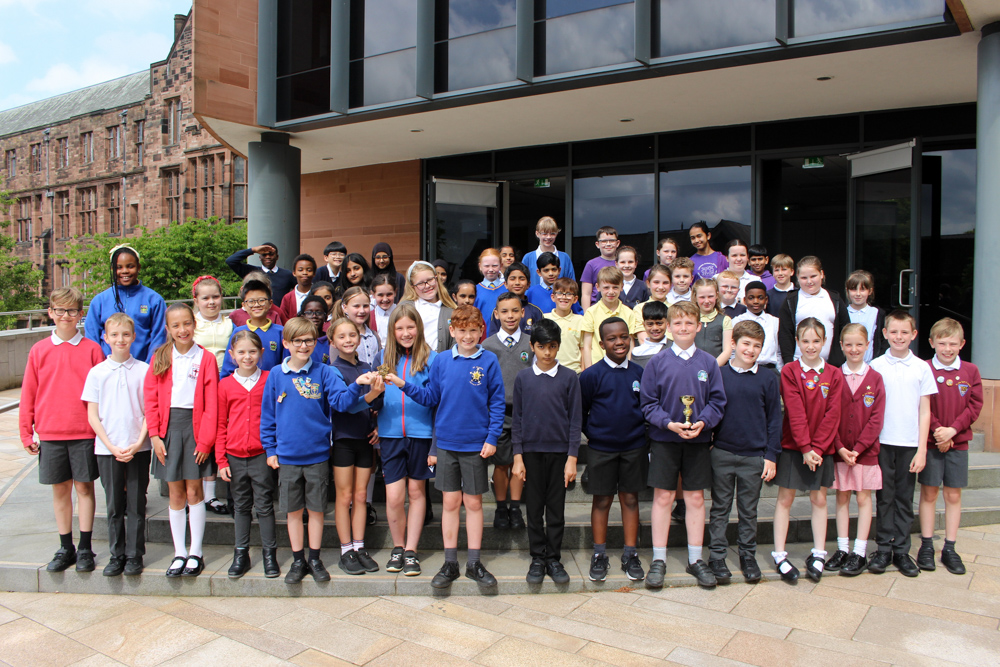 BoltonSch's tweet photo. It was a pleasure to host today's Primary Science Challenge for 13 local primaries in the Girls' Division @BoltonSch - full story & gallery of photos here: https://t.co/Vftu1Y1mCm #BSGDScience #Schoolstogether @schoolstogether @GSAUK @ISC_schools @BSGDScience @BSGDoutreach https://t.co/TmA5Yi7bEy