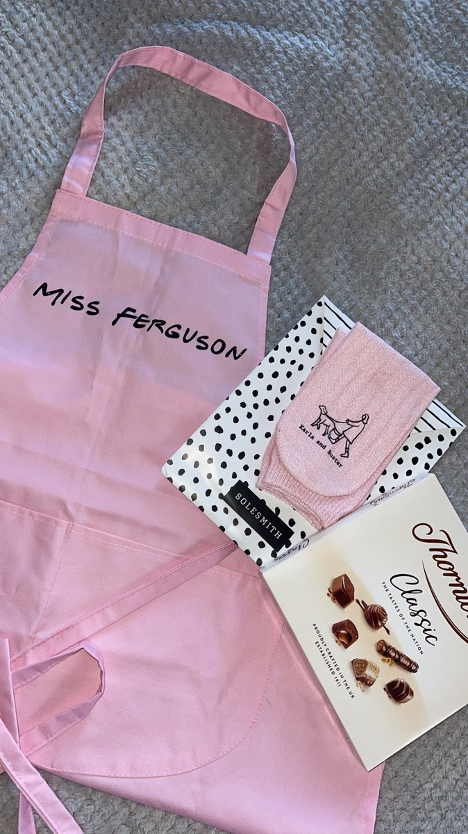 Last day as a student teacher today🤍 can’t thank <a href="/MrsSmithHFT/">Mrs Smith- Health & Food Technology</a> <a href="/SHS_HFT/">SHS HFT</a>  enough for all the support and laughs the past few weeks🥰 so sad to be leaving, I have learned so much!