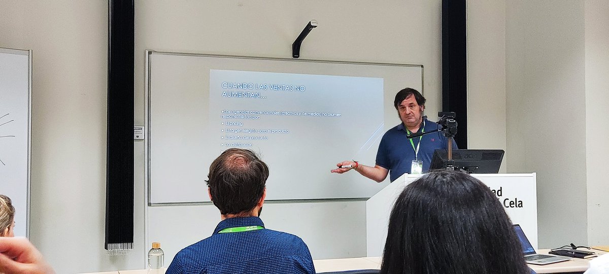UxableEs's tweet image. El taller de @Recuenco en #conversiontalks ha sido también de nivelazo... Nos llevamos un saco!!
#complexproblemsolving #cps
#sinoesdificilesparamckinsey