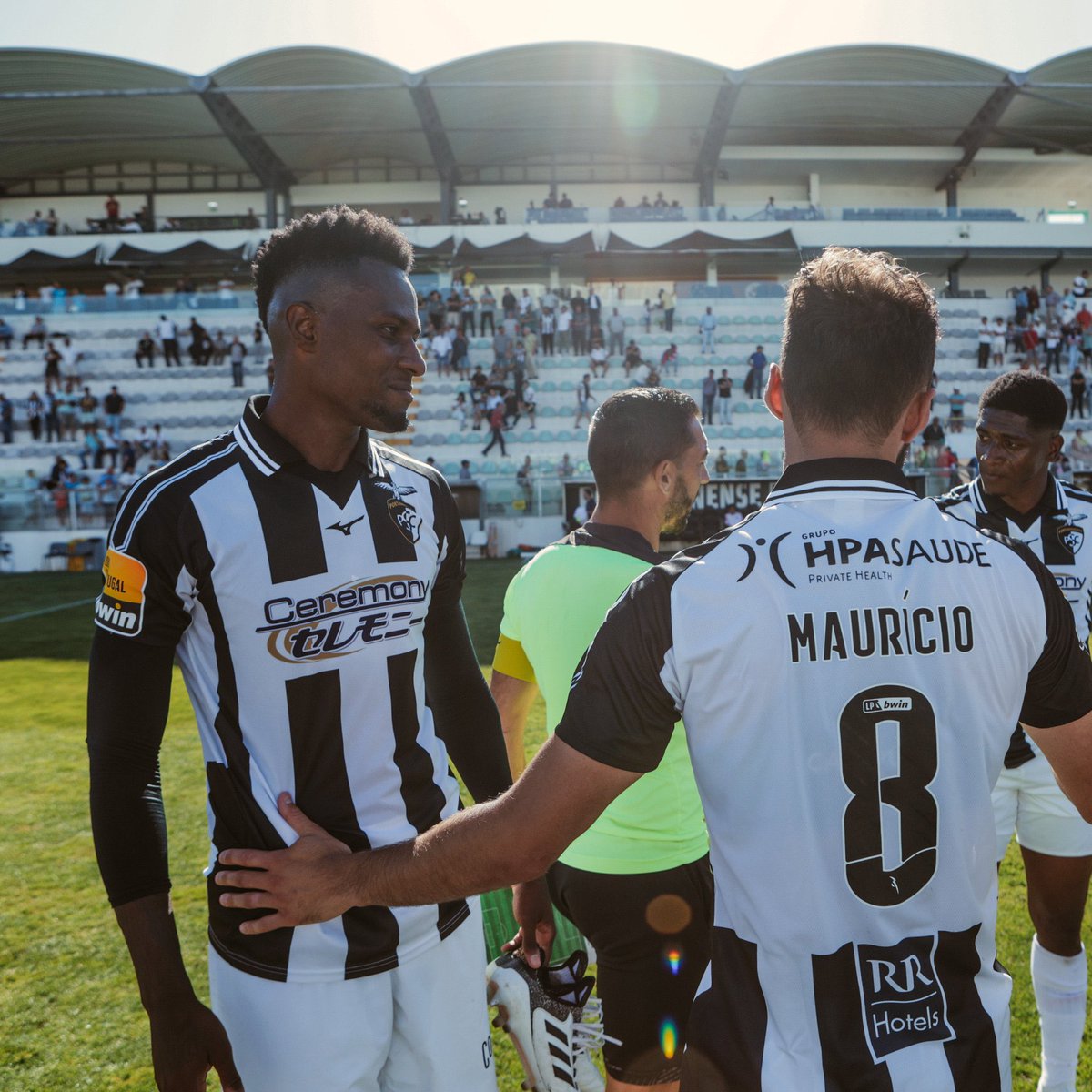 Portimonense are the southern most club on the mainland of Portugal to play in Primeira Liga this season (Farense will take that over next season).

They play in the city of Portimão in the Algarve religion of Portugal.