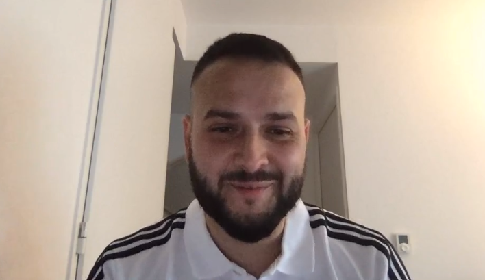 formafootball's tweet photo. 🔴 LIVE 

Santiago : "Si j'ai raté des joueurs ? Oui, impossible de recruter tout le monde ! Il faut faire des choix dans les listes qu'on établit. Gabriel (Gabigol) par exemple, ça ne s'était pas fait, je l'avais supervisé sous Sampaoli."

#recruteur #analystevideo https://t.co/zCWksgR5x1