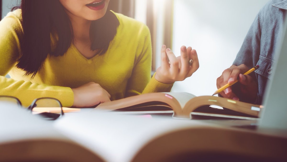 CriticalPass's tweet photo. Studying for the bar exam is no easy task, but luckily we've compiled ways to help make studying easier. Click here to learn the right way to answer MBE questions on the bar exam: https://t.co/BrW6Xj4EWC https://t.co/QpQWBcJ1G6