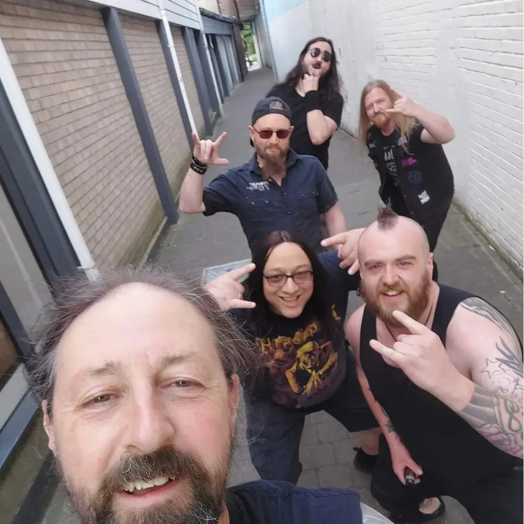 We recently sat down with Gary of @DevolutionMag for a cheeky interview and wee photo shoot!

Keep an eye out for the full interview!

found.ee/Suffer-EP

#BuriedByMyHeartache #UnearthedMusic #SufferEP #SufferInSilence #WeAreTheDead