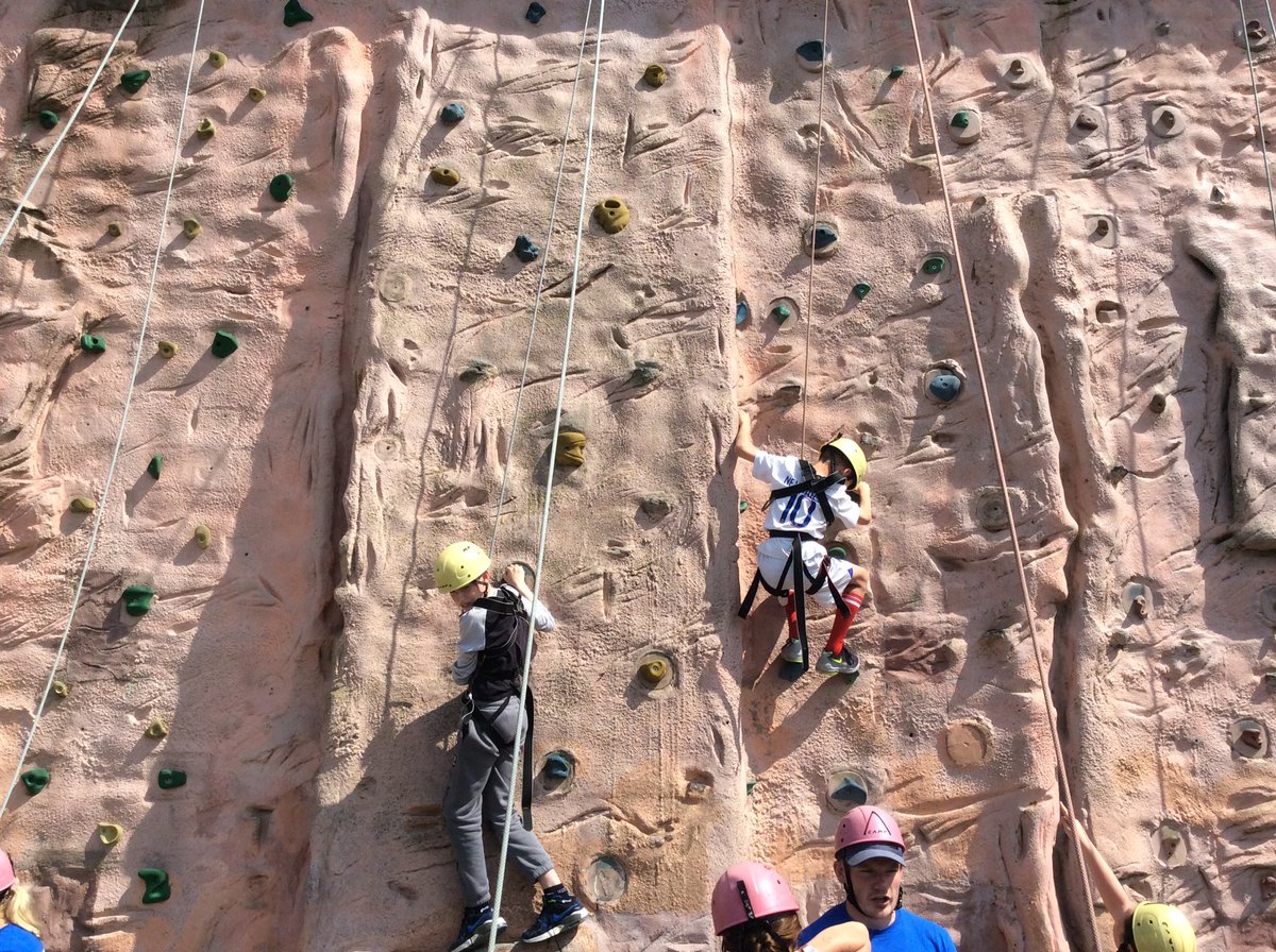 SomersPark6JB's tweet photo. Then we moved on to the climbing walls where the children showed fabulous courage and resilience when facing their fears-warning, many tweets to follow! https://t.co/Uca0YyEMh9