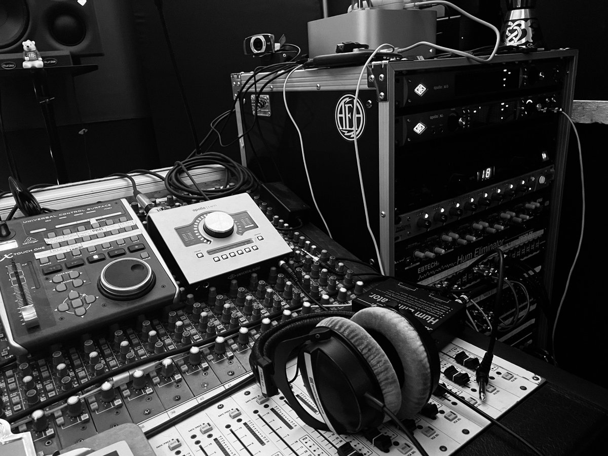 @UAudio Our Gen1 #ApolloTwin is part of our daily #UAApollo system. (X16 & X6) Love the flexibility of the setup.