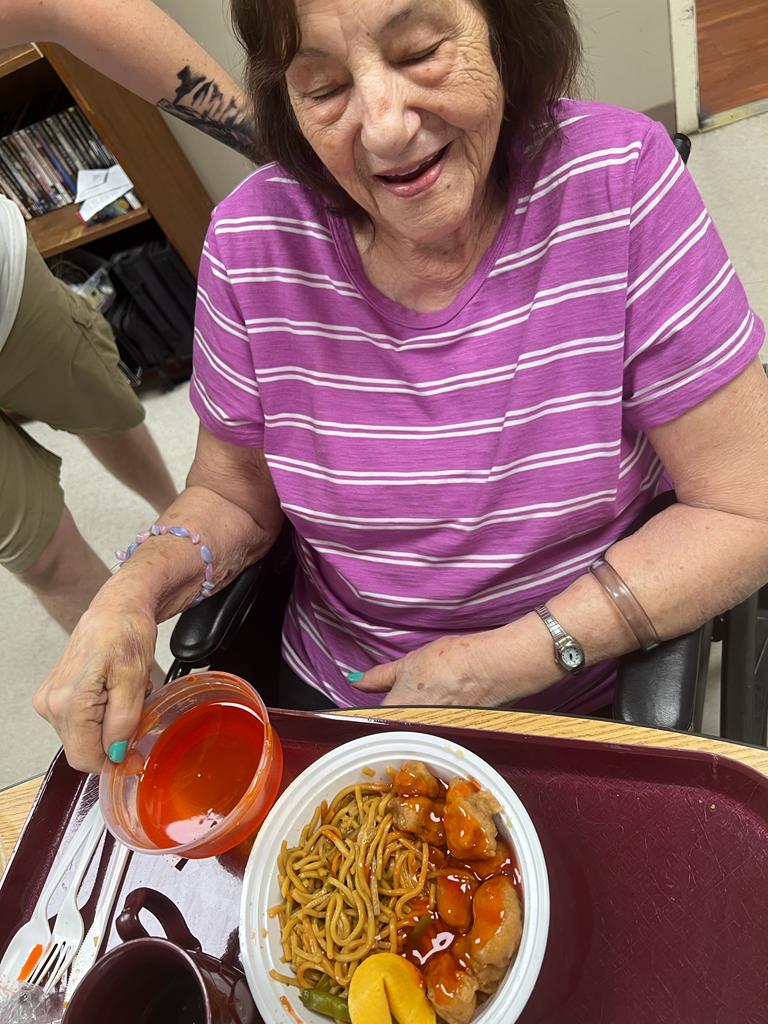 Today was a perfect day to enjoy a great meal and good conversation with friends at Absolut Care of Three Rivers! 🥠🥦🍚💗

#absolutcareofthreerivers #livinglegendshealth #nursinghomes #goodfoodandgoodfriends