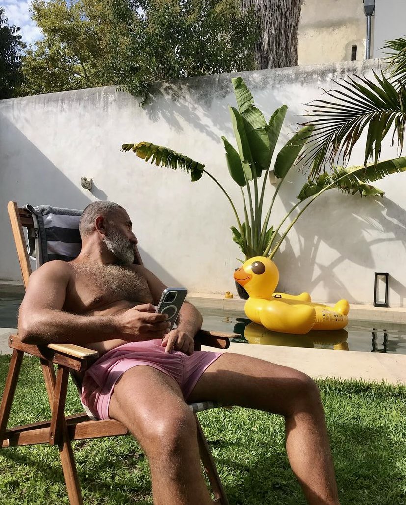 Our lovely guests during their visits striking a pose by our pool. Can they look more gorgeous 🥰? We are waiting for you!!
.
.
.
📸: @kylerapowell, <a href="/jmstonge/">Jeffrey St. Onge</a>, @biliabj &amp; @yasilios
👉thelatebirdslisbon.com 

#gay #gayhotel #poolday #gaylife