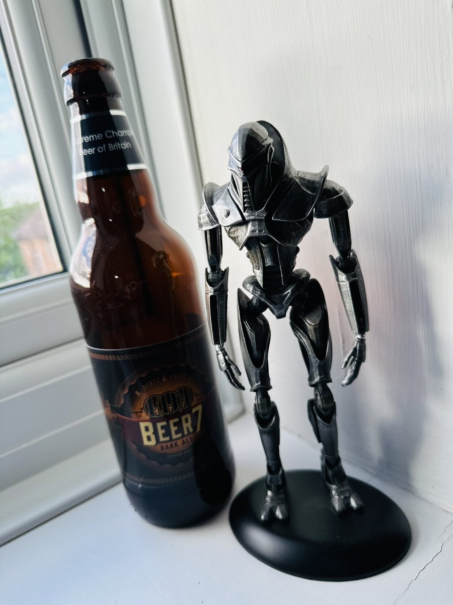 sewell7's tweet photo. Every Cylon’s beer of choice #Beer7 https://t.co/26dssFIrmA