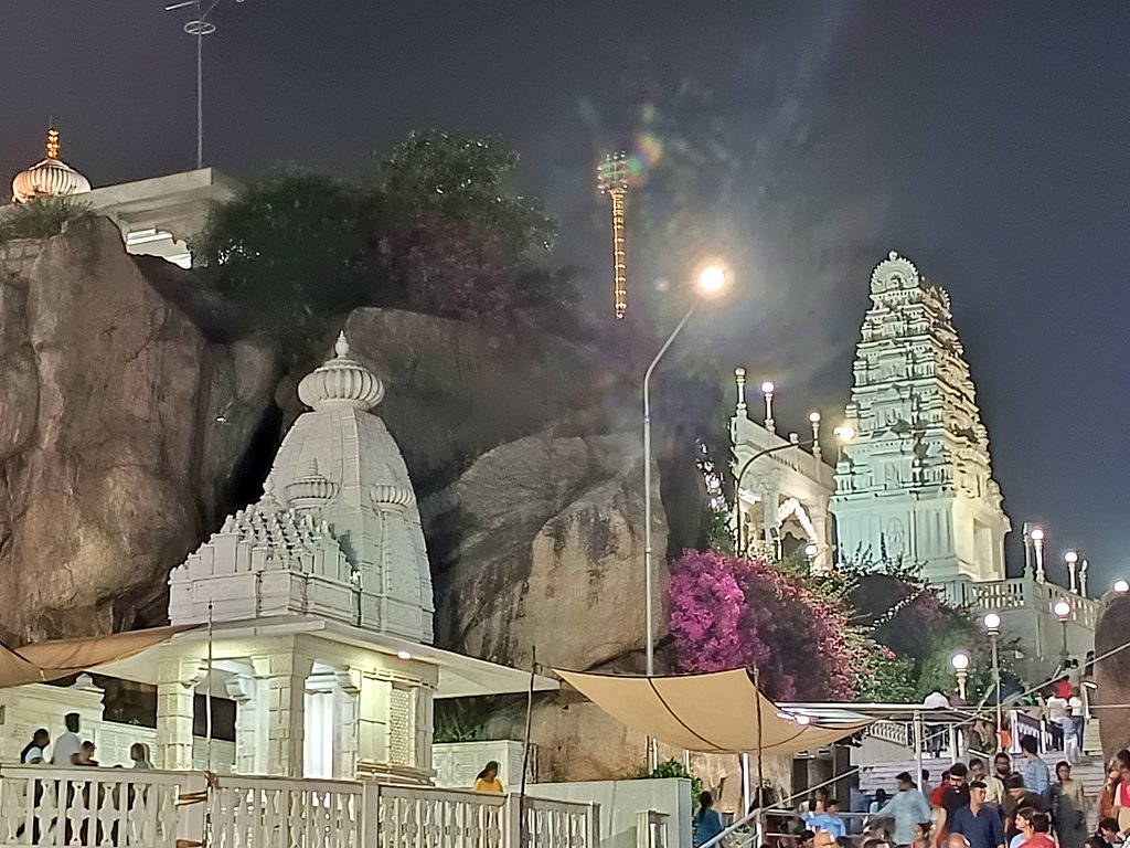 50th Temple Visit: Reached a milestone in my #108Temples journey by visiting the iconic Birla Mandir in Hyderabad.
Birla Balaji Mandir, is a marvel of architectural beauty and spiritual significance. 🙏

#BirlaMandir #SpiritualOdyssey 🕉️🌟#Templevibes #58togo #Sanatan 🙏🚩