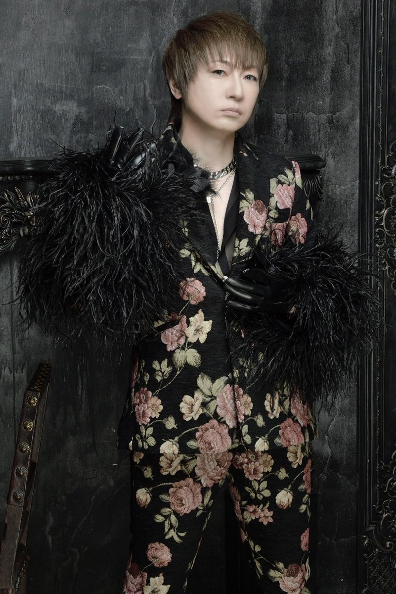 Sblood_OFFICIAL's tweet image. 【📣Artist Comment📣】

Psycho le Cému
#DAISHI 氏 (@daishi_kajinaga)より
#Sblood 4th Digital Single「#曖昧な恋と言って」
リリースコメント をいただきました✨

特設サイトにて公開🥂
sblood-web.com/daishicomment

🎧配信ストア
linkco.re/nT70u2NY

🎥MV
youtu.be/pKXc5-yeLfo