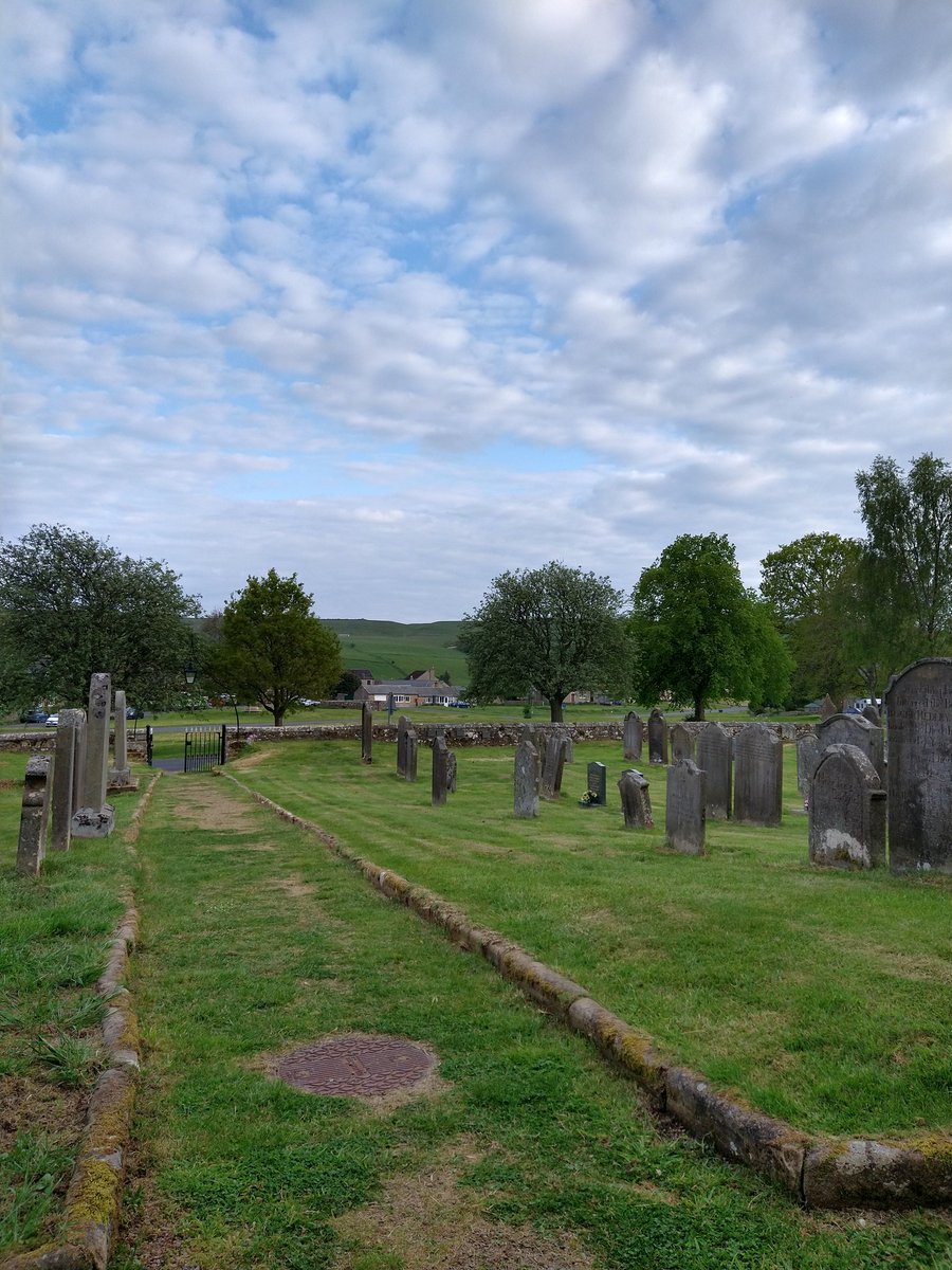 Sitting in #Elsdon #StCuthbert churchyard, listening to a cuckoo, waiting for my writing group session to begin 😍 @NlandNP . Very inspiring!