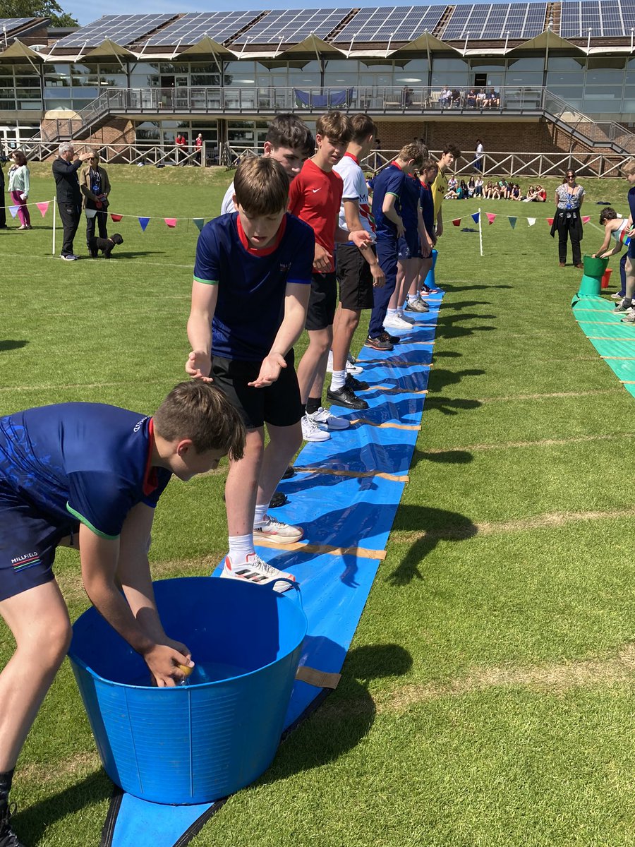 GreatMillfield's tweet photo. 🌤️ An excellent effort from both teams on a glorious afternoon on the Sir Gareth Edwards pitch! https://t.co/1y17gYGW4E