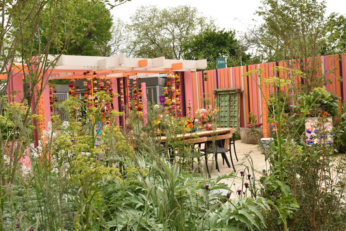 New on the blog blackberrygarden.co.uk/2023/05/rhs-ch… (tap link) some #RHSChelseaFlowerShow highlights #blog #flowershow #gardenshow #gardenblog #showgardens
