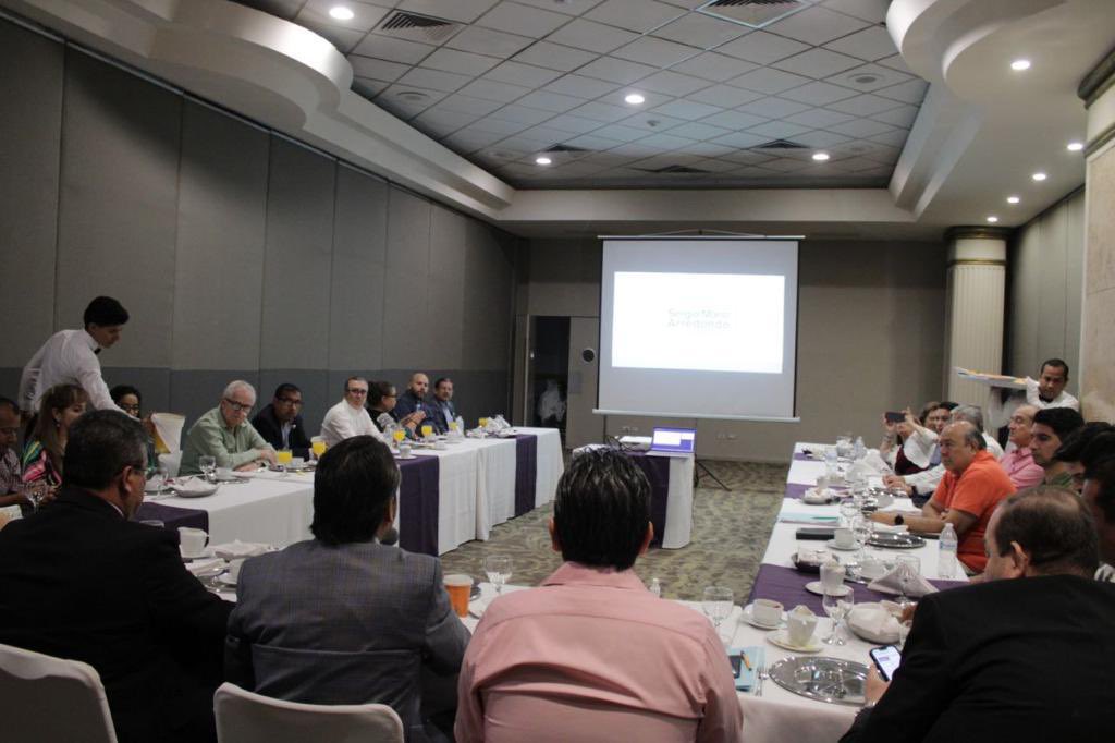 sergiomarioa's tweet image. El diálogo con la sociedad debe ser un ejercicio permanente. Agradezco mucho a la Asociación de Colegios de Profesionistas del Estado de Sinaloa A.C. la invitación y la oportunidad de compartir parte de mi trabajo como diputado local.