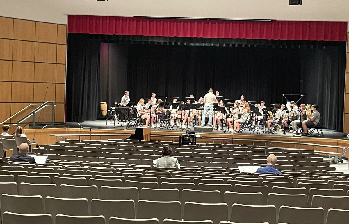 Mrs. Stellino-Pennridge Central Choir tweet media