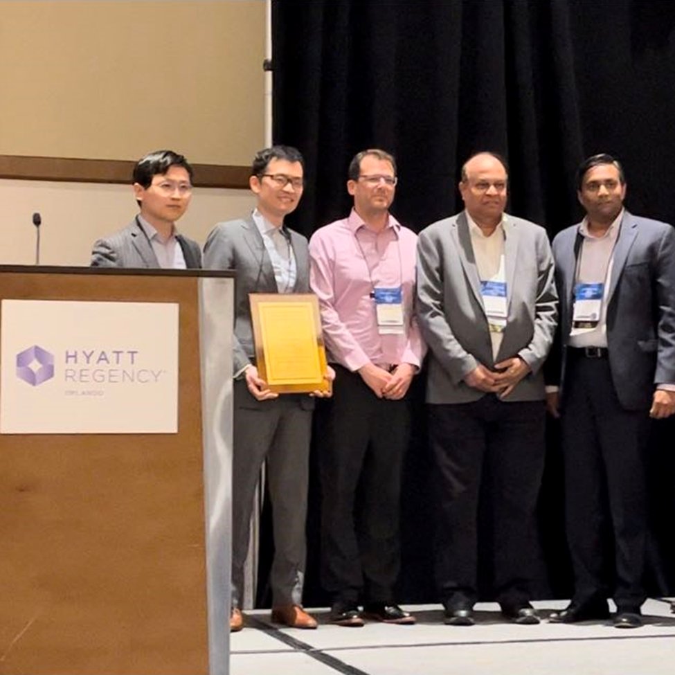LuyiYang_'s tweet photo. Incredibly humbled to received the 2023 POMS Chelliah Sriskandarajah Early‐Career Research Accomplishments Award from the @PomsSociety! Thanks so much to the award committee for conferring this prestigious award on me. It is a tremendous honor! #POMS2023 https://t.co/U90EvDhMyH