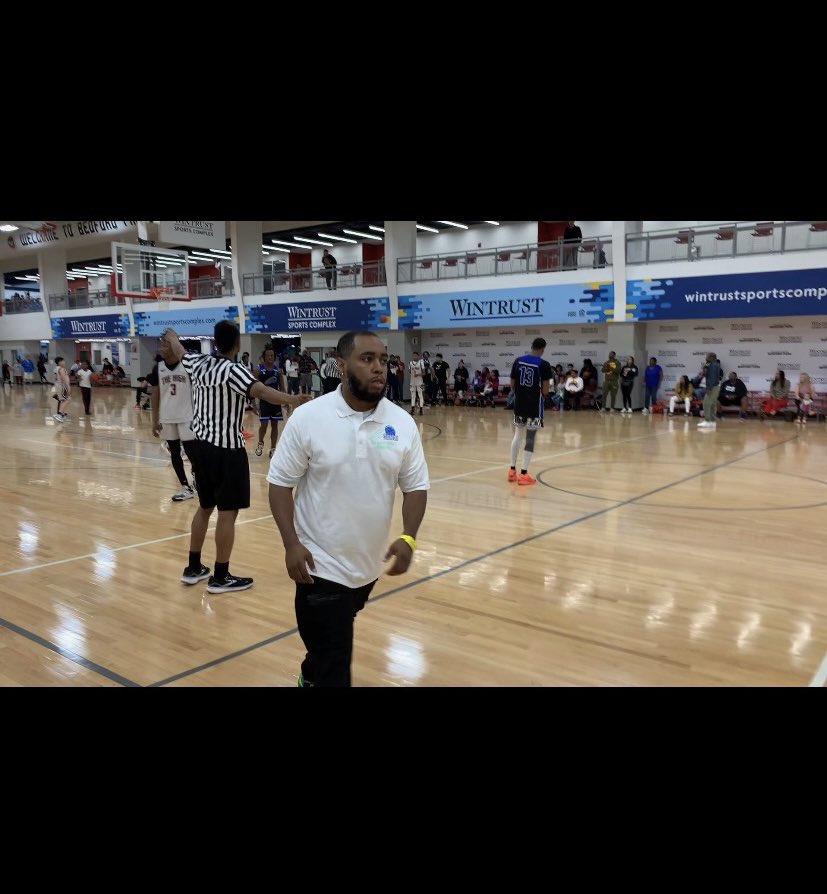 3LevelCoachTony's tweet photo. I owe this game so much!!! #coachtony #allaboutgrowthbasketball #aaubasketball https://t.co/YWxhMMPZuL