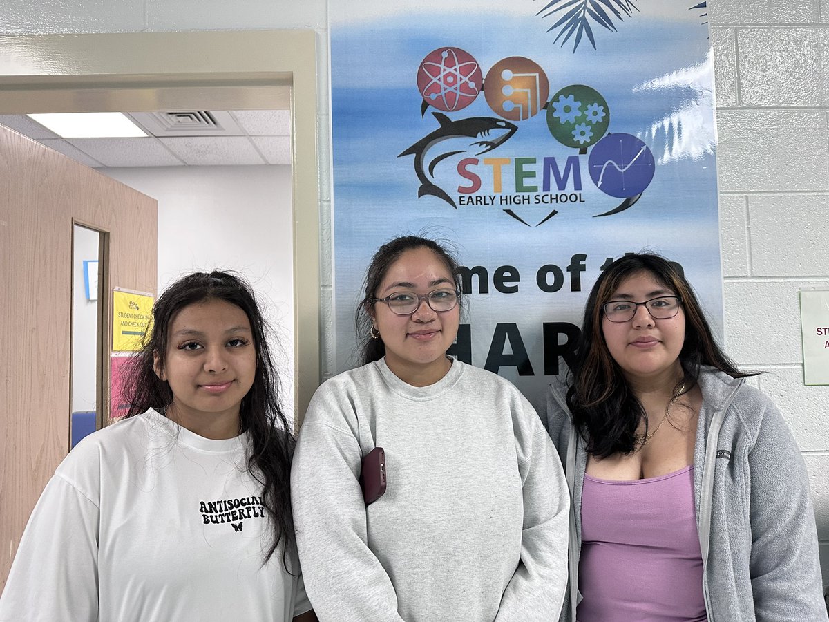 StemEarly's tweet photo. STEM EHS instills that education is the way to go. Three of our former students came back to visit from NC STATE engineering, STANFORD Law and UNCG Nursing. #thisisSTEM #thisisOURSchool https://t.co/z5Va1IOJap