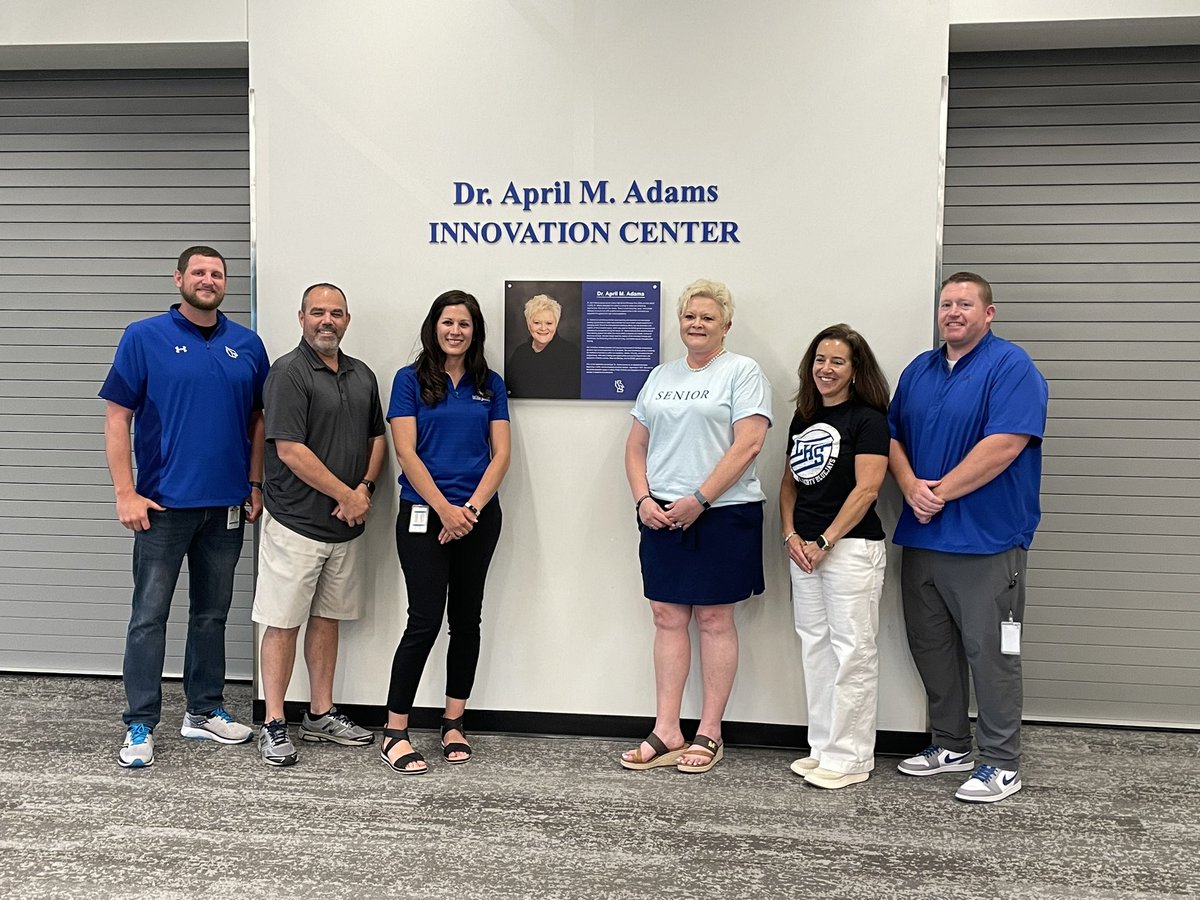 Dream team! Thank you <a href="/AAdamsEML/">Dr. April Adams</a> <a href="/sara_wickham/">Sara Wickham EdD</a> … <a href="/LHSJAYS/">Liberty High School</a> is going to miss you!!! #lpsleads