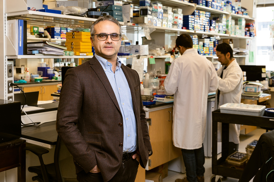 ScienceMIT's tweet photo. While Omer Yilmaz spends most of his time at MIT, he also devotes six to eight weeks per year to his work at MGH, where he is an associate pathologist: "I enjoy my clinical work, and it always reminds me about the importance of the research we do." https://t.co/l8HiUfLEwr https://t.co/9WcmemUEL7