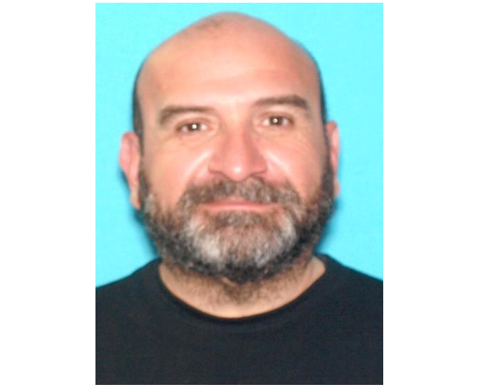 Authorities seeking San Diego man charged with impersonating federal agent to defraud Latino immigrants seeking status to remain in U.S. @FBILosAngeles @SantaAnaPD 
justice.gov/usao-cdca/pr/s…