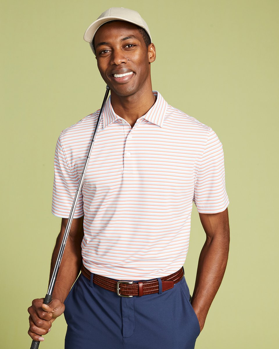 As crisp as the perfect tee shot. Right this way to all things golf 👉 bit.ly/3qa3wh7 ⛳️🏌🏽‍♂️ #poloshirts #menswearblogger #mensstyleguide