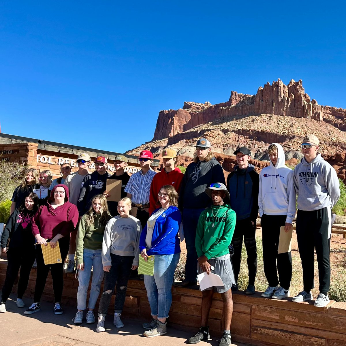 GEAR UP #GunnisonValleyHS students participated in an educational field trip with their earth science class touring with a Snow College professor and learning about the geology and history of the national park