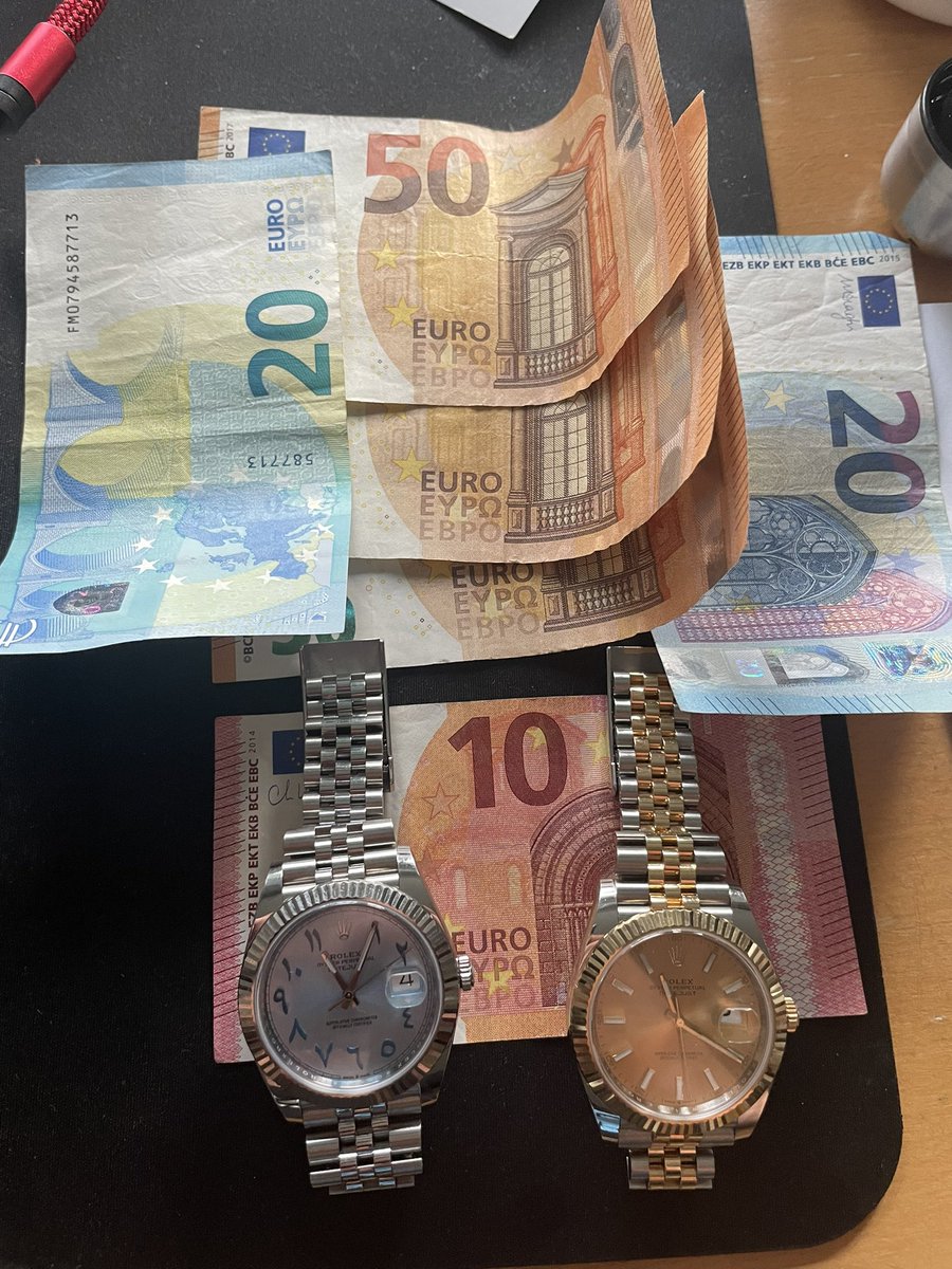 timonlyup's tweet image. To support all the existing genders (2) I am giving away 200€ 

Just like, retweet and comment ONLYUP 

winner will be announced in the group down below 

Requirements:
-group hits 1k members in the next 2 days (937 rn) 
-post gets 100 rt 

Good luck 🍀 💹